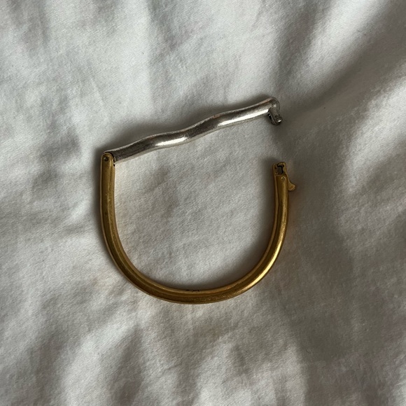 MADEWELL hinge cuff bracelet - Picture 3 of 7